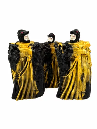 Trilo Cloak (Black & Gold)